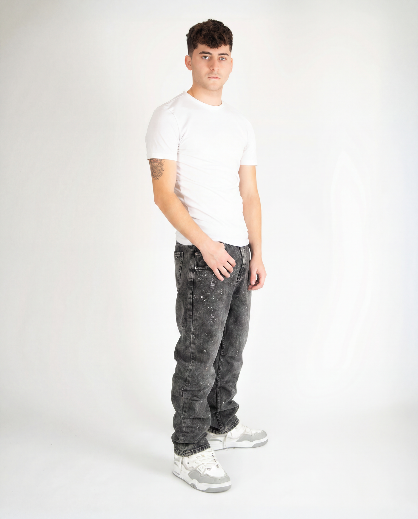 “Secret” loose jeans