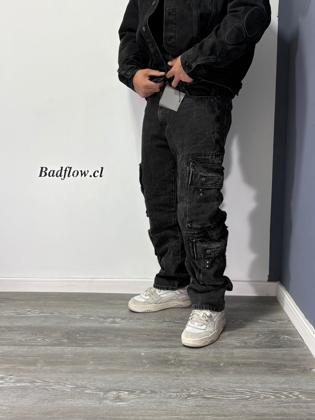 Doble Explosive Cargo