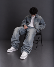 “Bless” baggy jeans