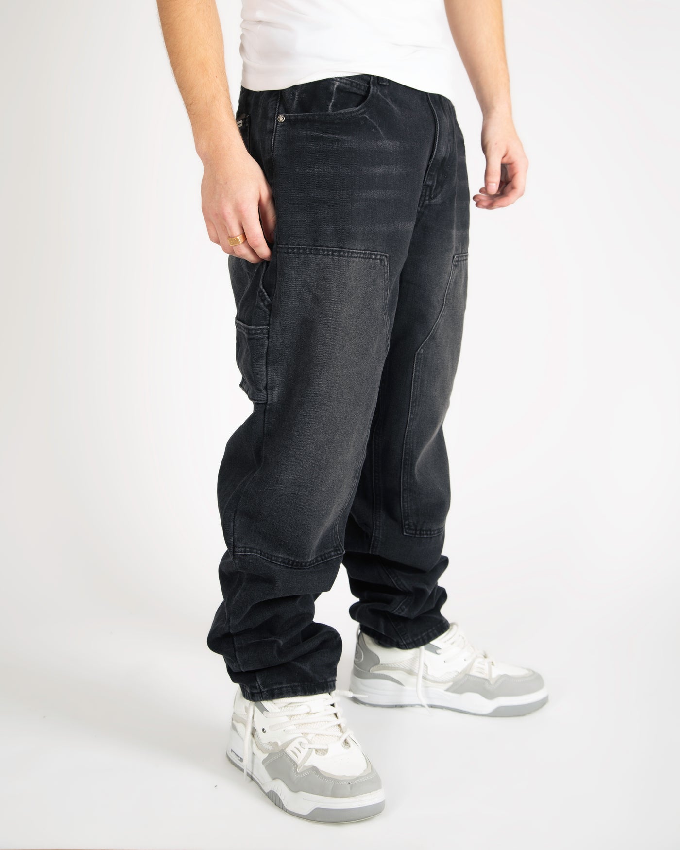 Carpenter Jeans “MenInBlack”