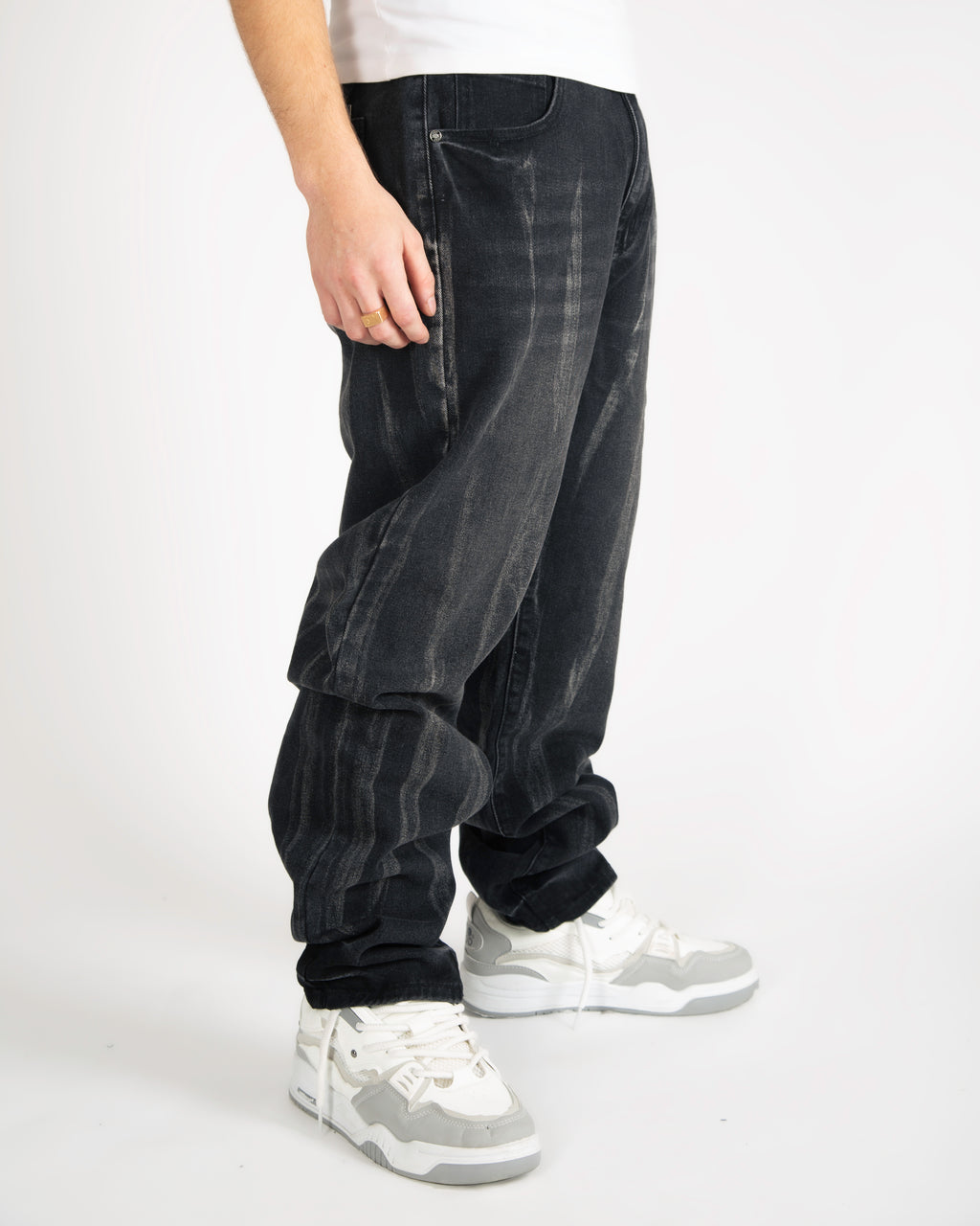 "Spider" loose jeans