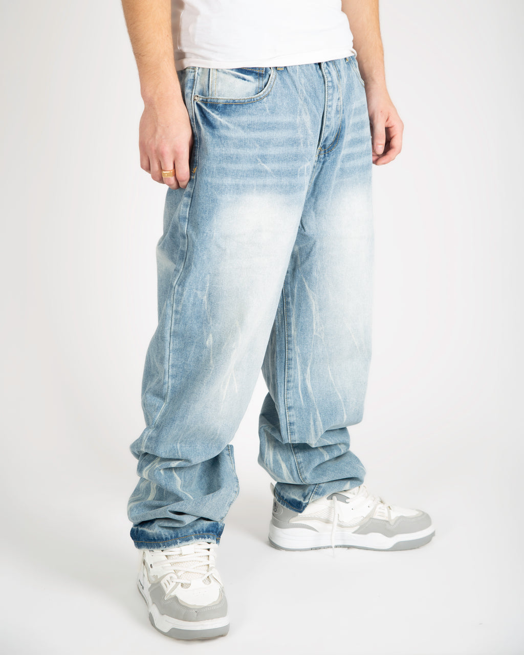 FadeBlue Jeans