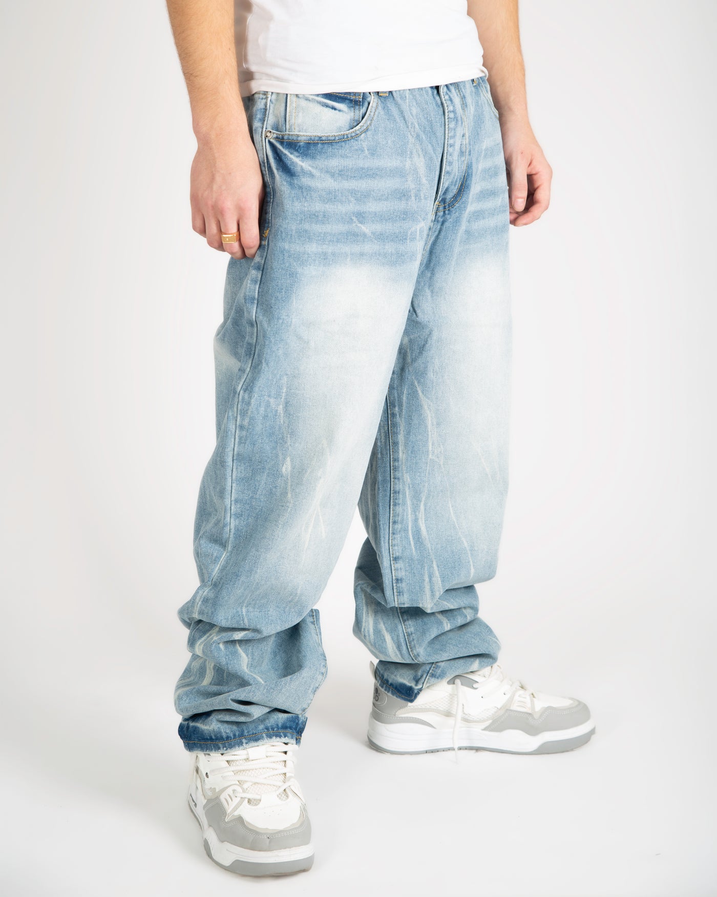 FadeBlue Jeans