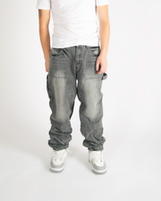 “Grey” Carpenter Loose fit