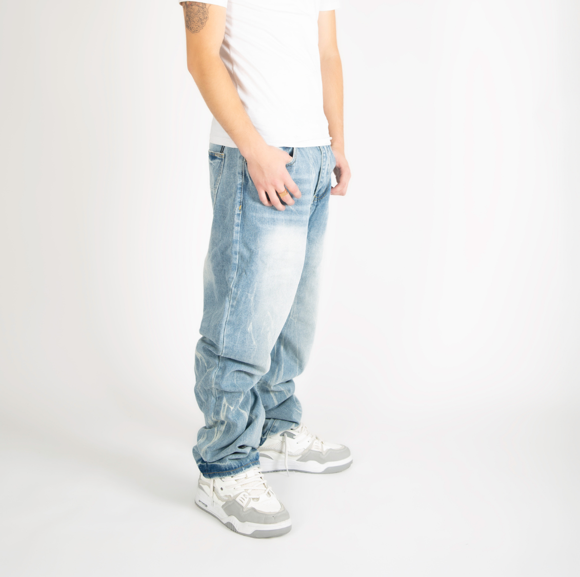FadeBlue Jeans