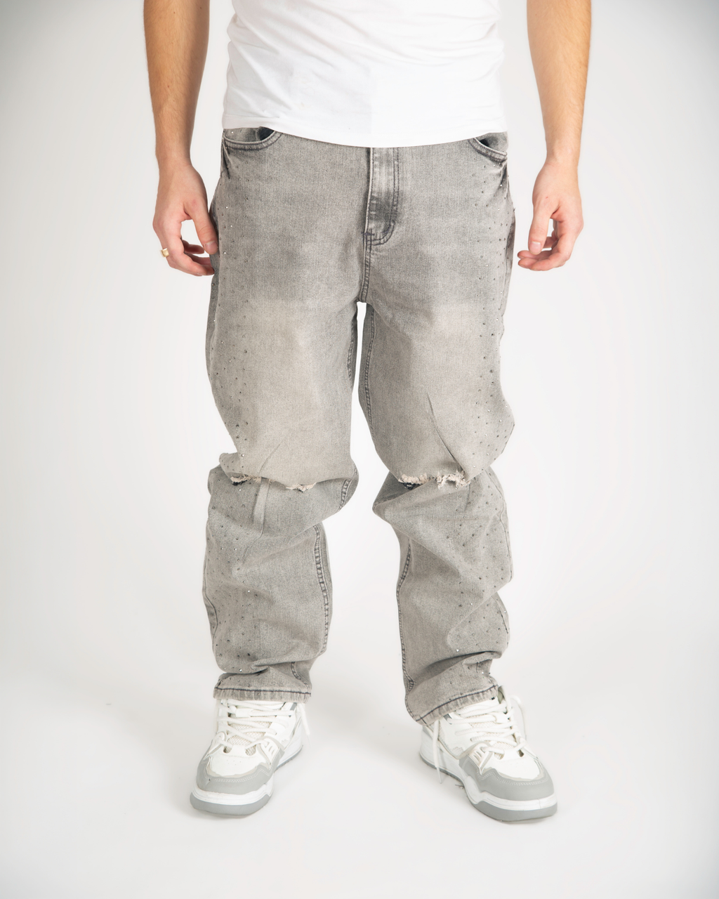 "Concrete" loose jeans