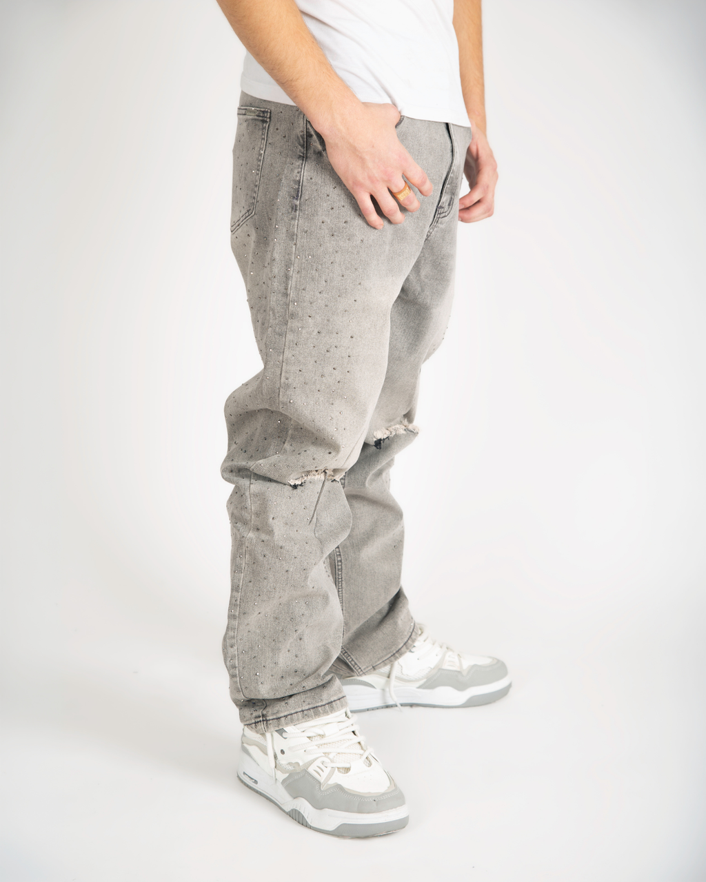 "Concrete" loose jeans