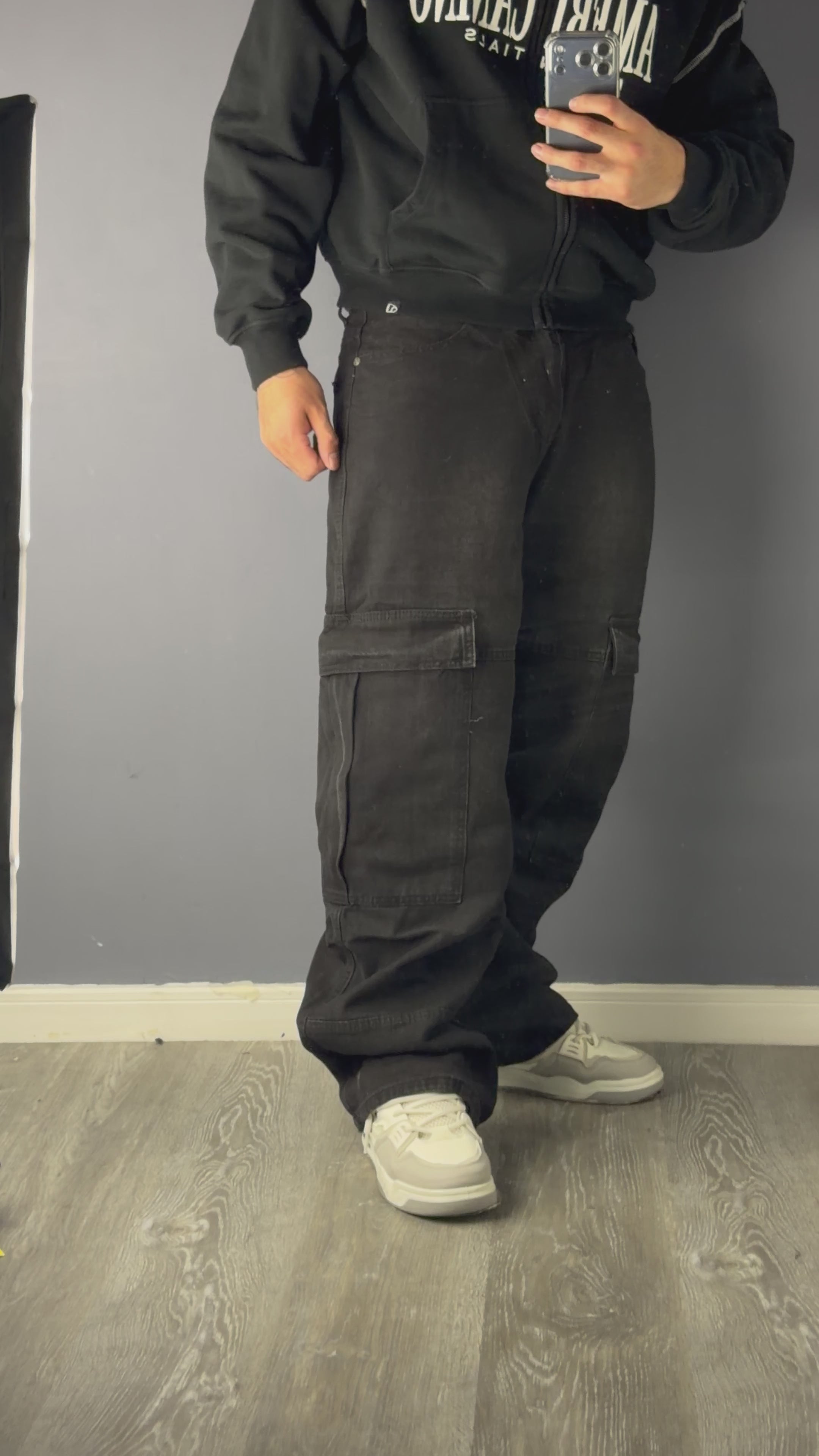 “Smoke” Baggy jeans